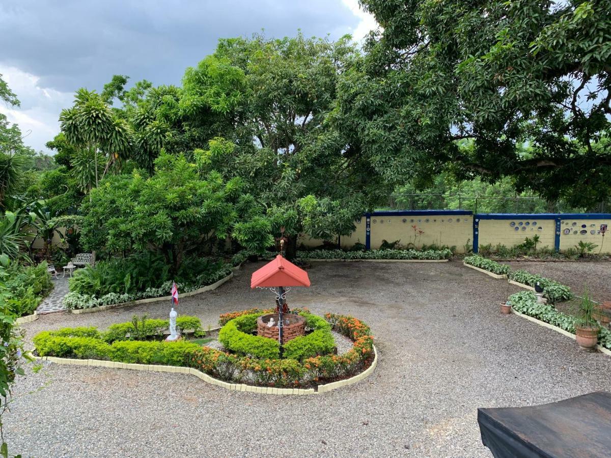 Albergue Sana El Jardin Secreto Santiago De Los Caballeros Exterior foto